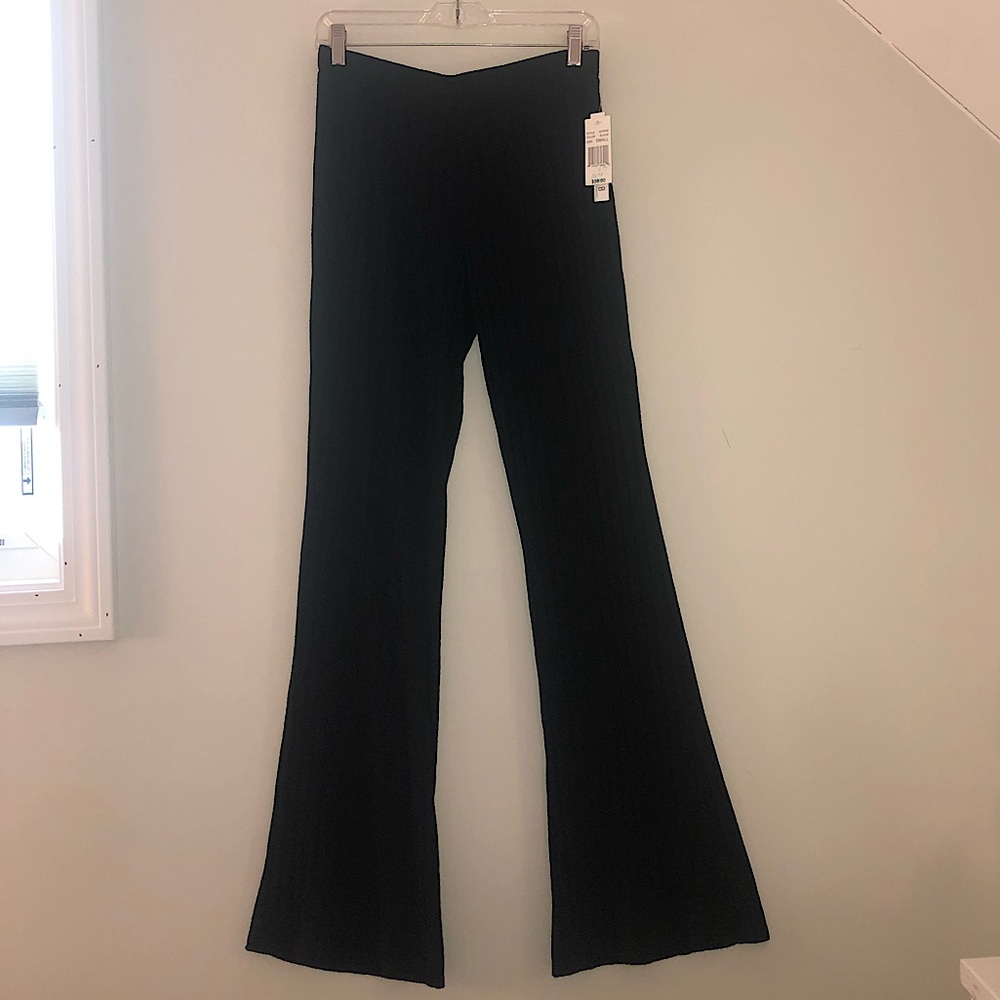 Black Flare Pleated Stretch Pants